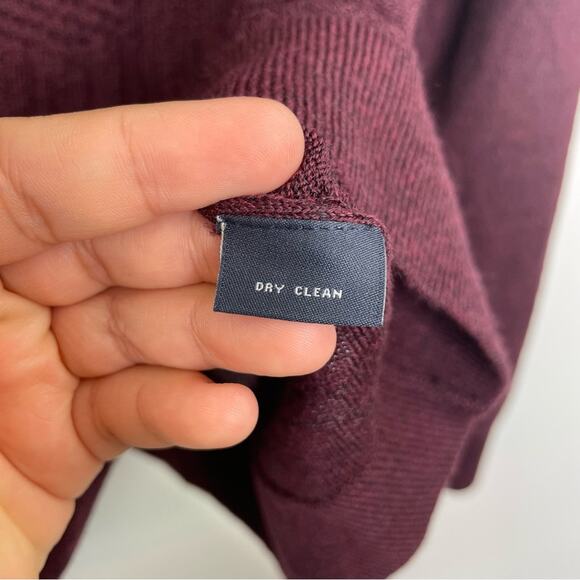 Hart Schaffner Marx Extra Fine Merino Wool XL maroon plum knit sweater V-neck - Picture 9 of 11